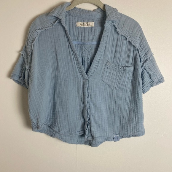 We The Free “Full of Light” Cropped Misty Blue Short Sleeve Textured Top - Picture 15 of 15